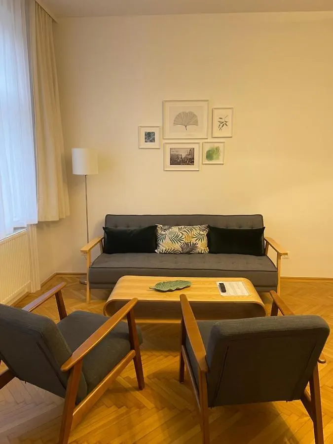 Apartamento Altbau Traum Mit Klimaanlage Im Zentrum, Ruhelage Viena